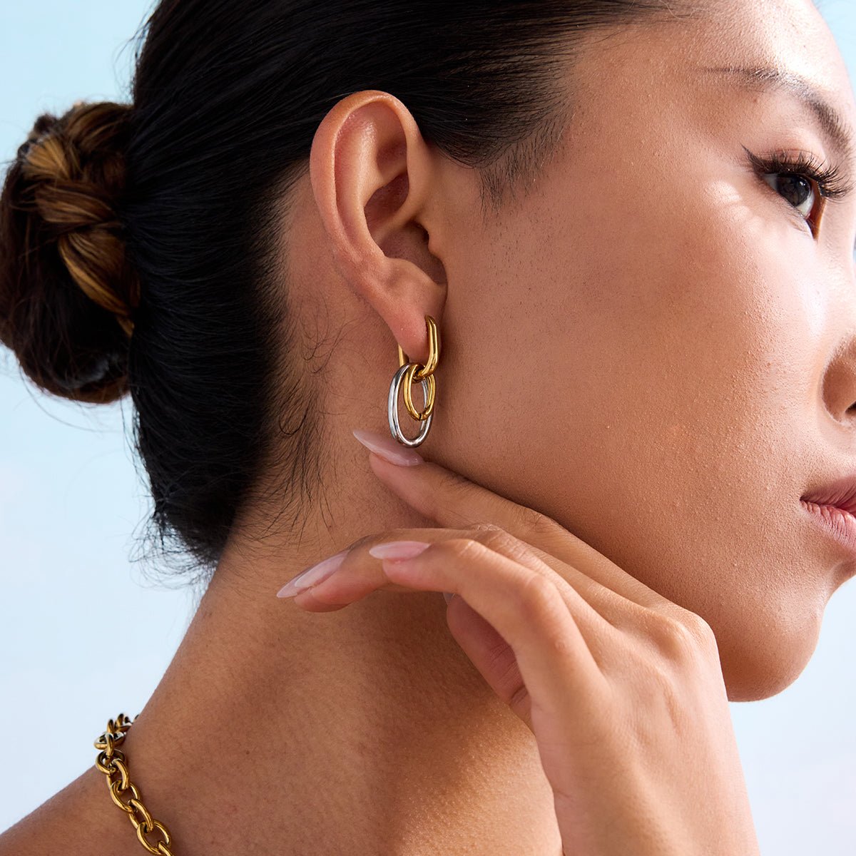 Anneaux Entrelacés Bicolore Earrings - 18k Gold Plated Jewelry Switzerland