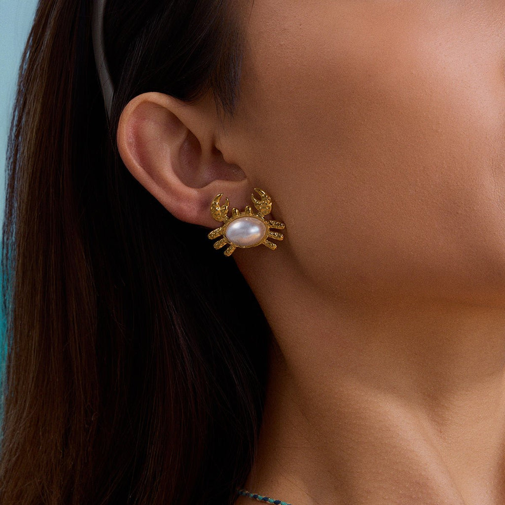 Crabe Perlé Earrings - 18k Gold Plated Jewelry Switzerland