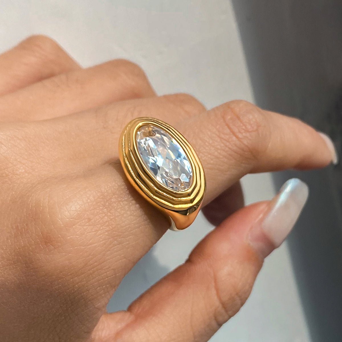 Flamme d’Ovale Ring - 18k Gold Plated Jewelry Switzerland