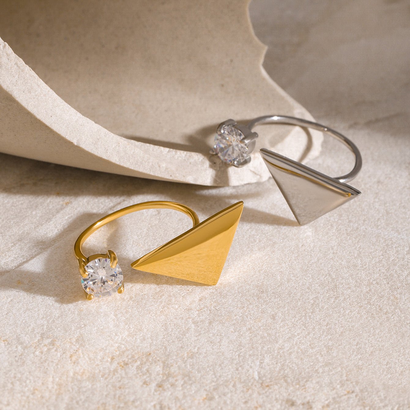 Flèche Brillante Ring - 18k Gold Plated Jewelry Switzerland