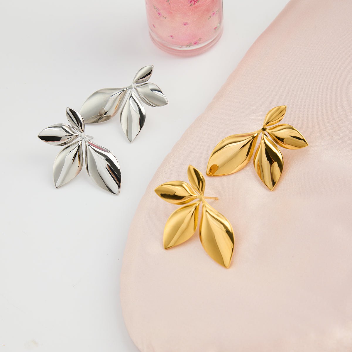 Fleur de l’Aube Earrings - 18k Gold Plated Jewelry Switzerland