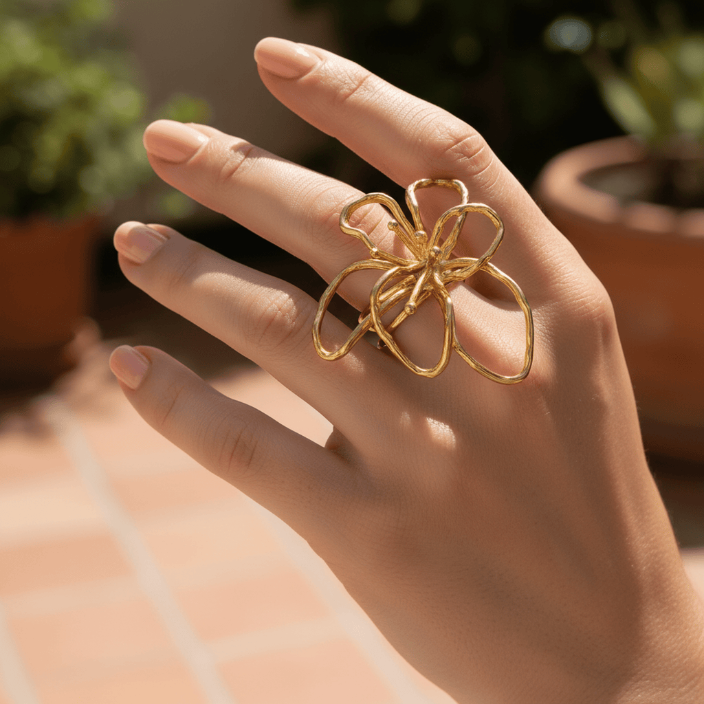 Lys d’Or Ring - 18k Gold Plated Jewelry Switzerland