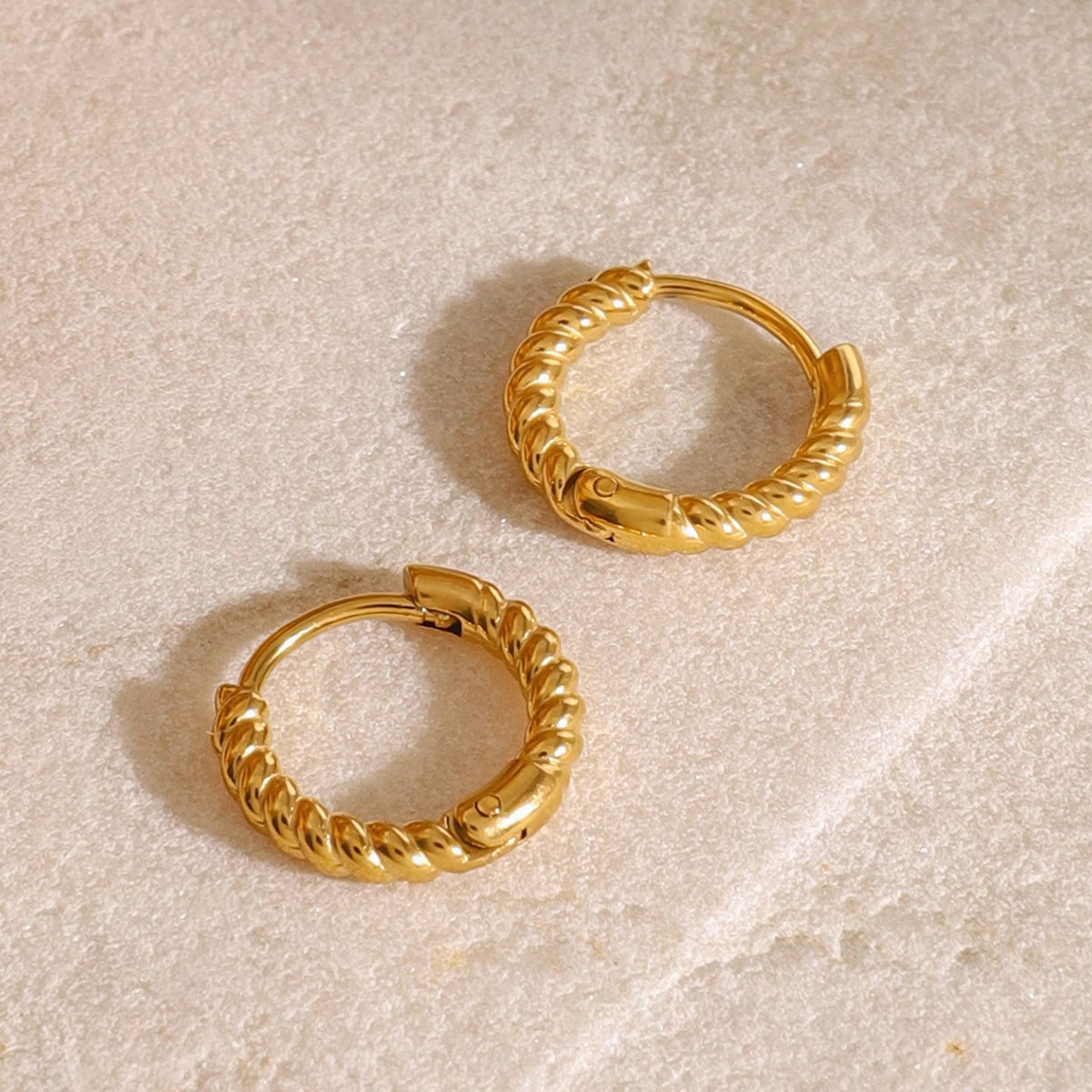 Torsade d’Or Hoops - 18k Gold Plated Jewelry Switzerland