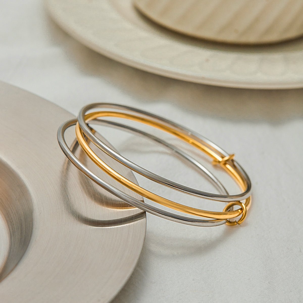 Trio Entrelacé Bracelet - 18k Gold Plated Jewelry Switzerland