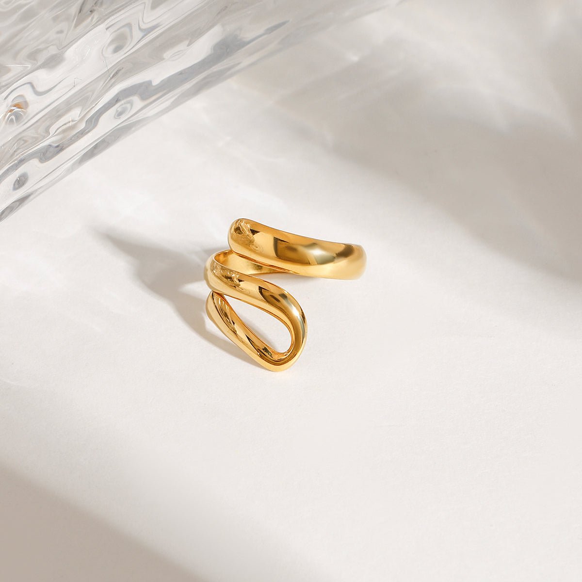 Vague Solitaire Ring - 18k Gold Plated Jewelry Switzerland